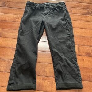 Denizen from Levi’s Modern Cropped Jeans